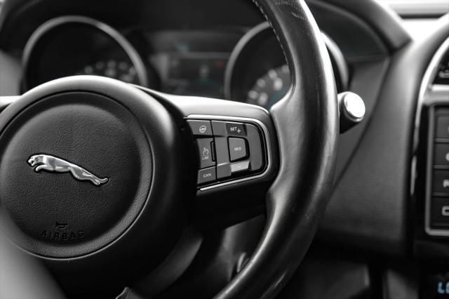 2018 Jaguar F-PACE 25t Premium