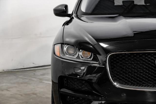 2018 Jaguar F-PACE 25t Premium