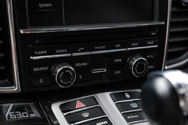2012 Porsche Panamera Turbo S