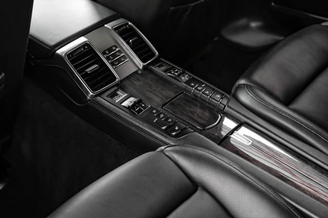 2012 Porsche Panamera Turbo S