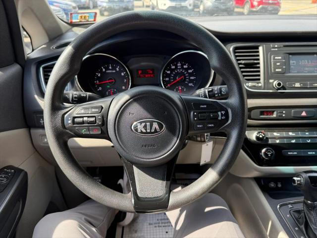 2016 Kia Sedona LX