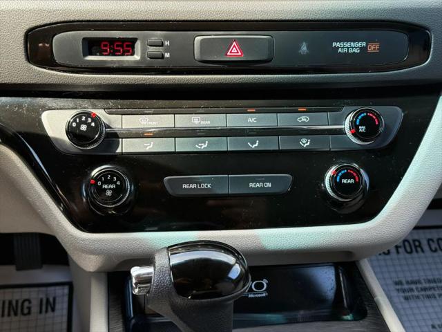 2016 Kia Sedona LX