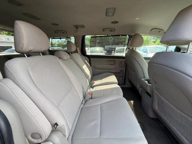 2016 Kia Sedona LX