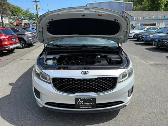 2016 Kia Sedona LX