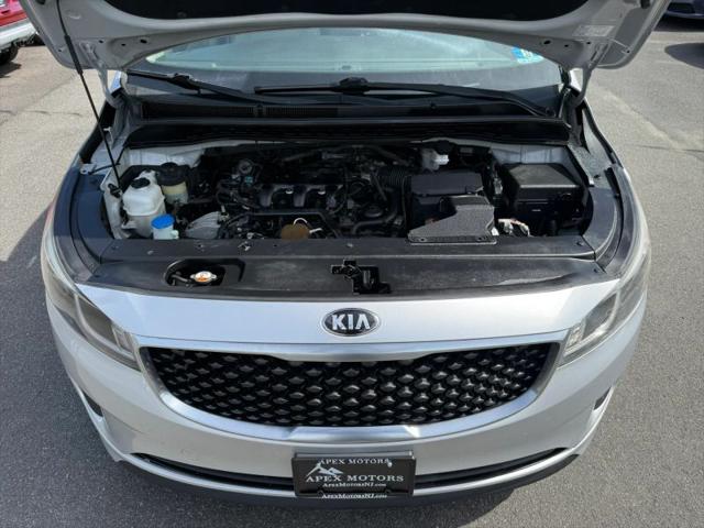 2016 Kia Sedona LX