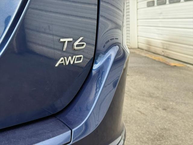 2015 Volvo XC60 T6 Platinum