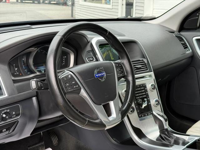 2015 Volvo XC60 T6 Platinum