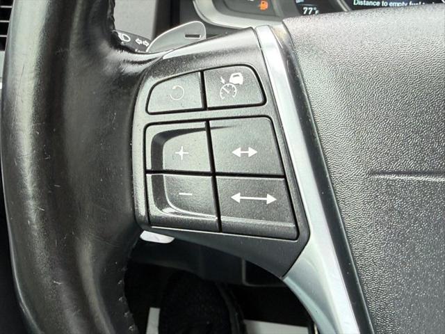 2015 Volvo XC60 T6 Platinum