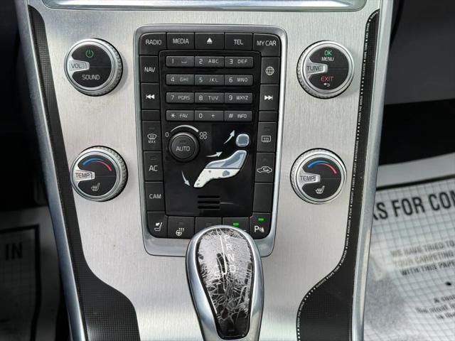 2015 Volvo XC60 T6 Platinum