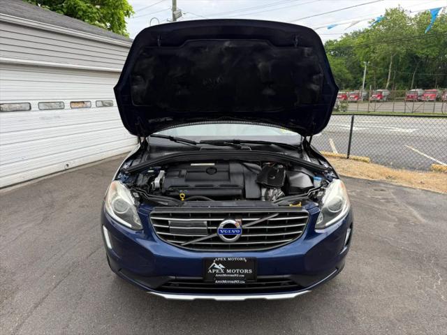 2015 Volvo XC60 T6 Platinum