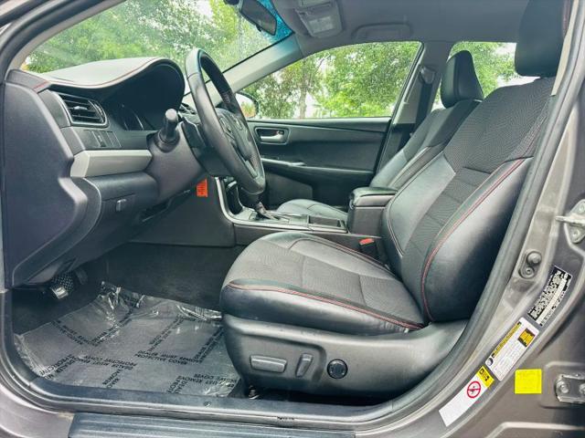 2017 Toyota Camry SE