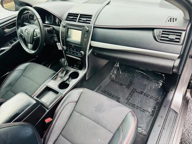 2017 Toyota Camry SE