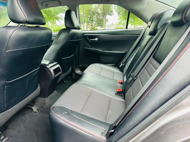 2017 Toyota Camry SE