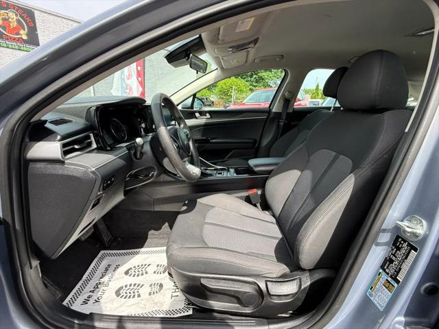 2022 Kia K5 LXS