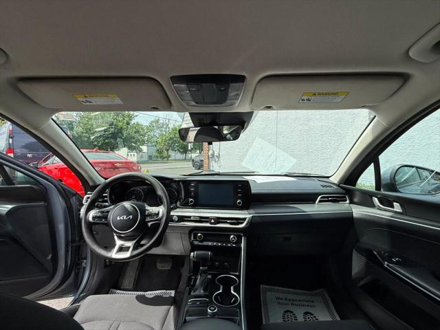 2022 Kia K5 LXS