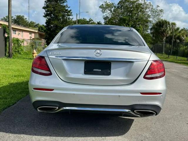 2017 Mercedes-Benz E-CLASS E 300 E 300