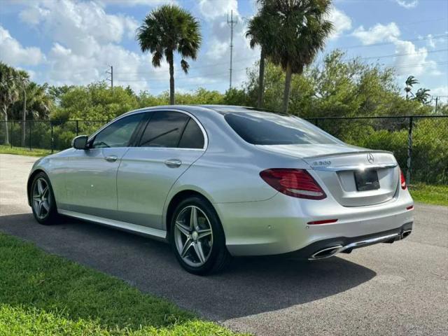 2017 Mercedes-Benz E-CLASS E 300 E 300