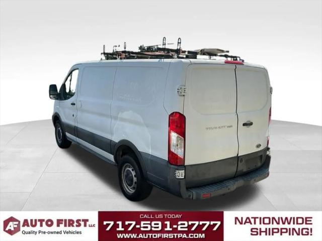 2017 Ford Transit w/60/40 Side Door w/RWB