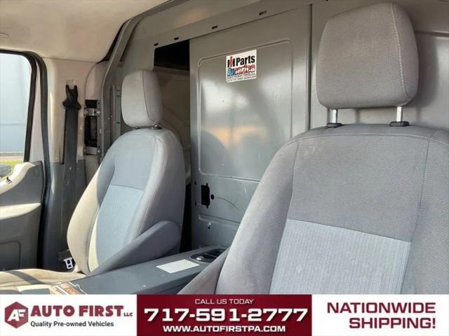 2017 Ford Transit w/60/40 Side Door w/RWB