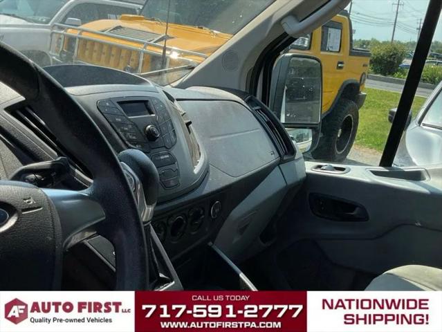 2017 Ford Transit w/60/40 Side Door w/RWB