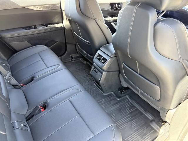 2025 Cadillac iQ Luxury 2 AWD