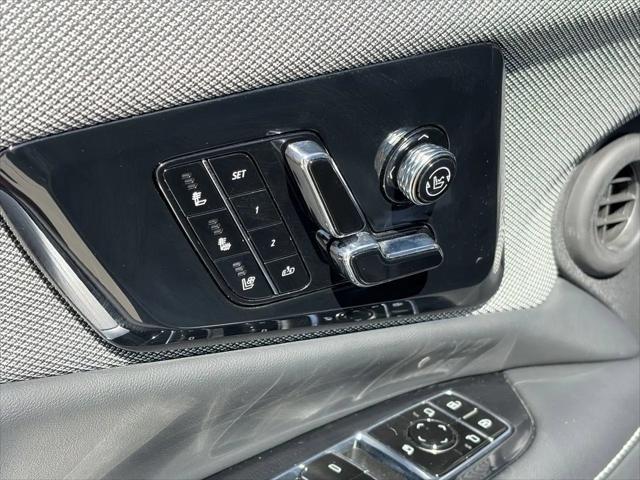 2025 Cadillac iQ Luxury 2 AWD