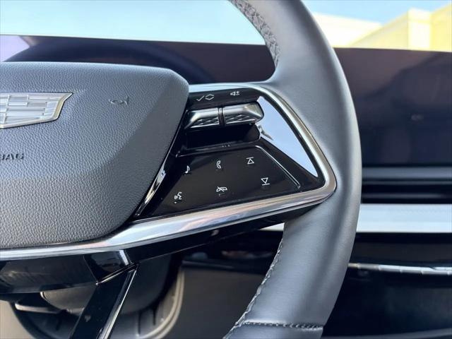 2025 Cadillac iQ Luxury 2 AWD