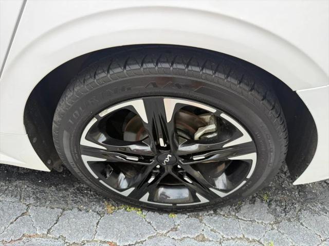 2023 Kia K5 GT-Line