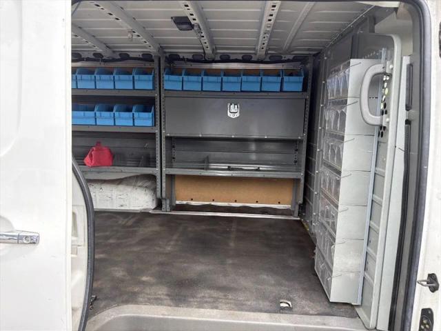 2012 Nissan 2500 NV2500 HD SV V8