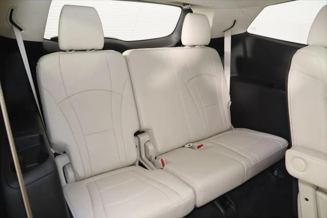 2023 Buick Enclave Essence AWD