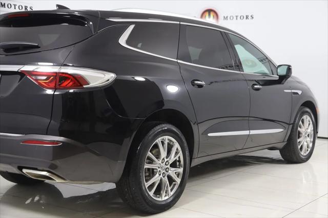 2023 Buick Enclave Essence AWD