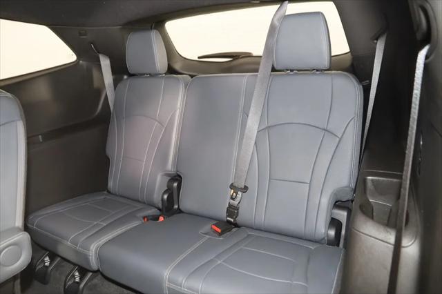 2023 Buick Enclave Essence AWD