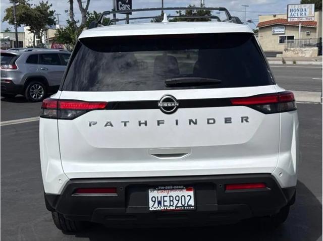 2025 Nissan Pathfinder SV FWD