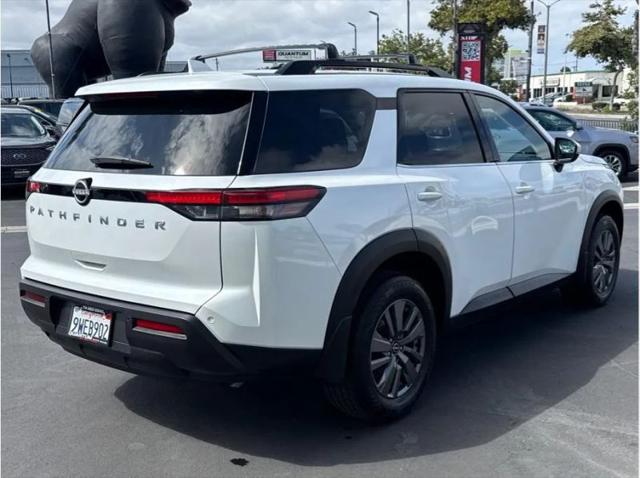 2025 Nissan Pathfinder SV FWD