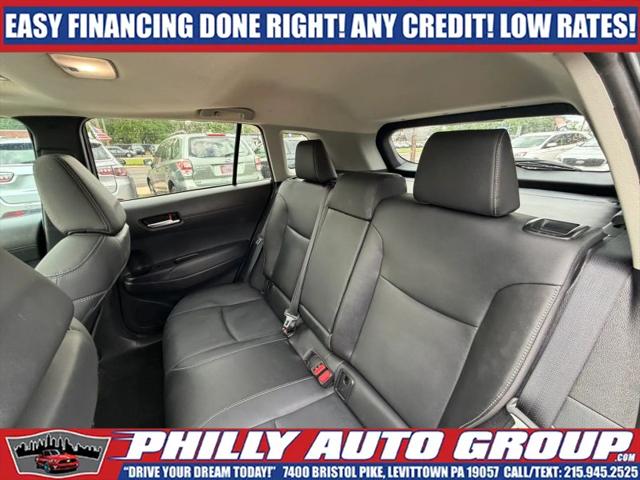 2024 Toyota Corolla Cross XLE