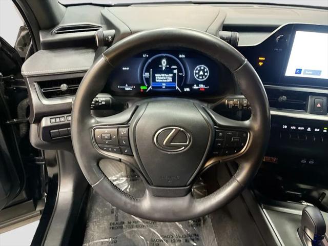 2025 Lexus 300 F SPORT Design