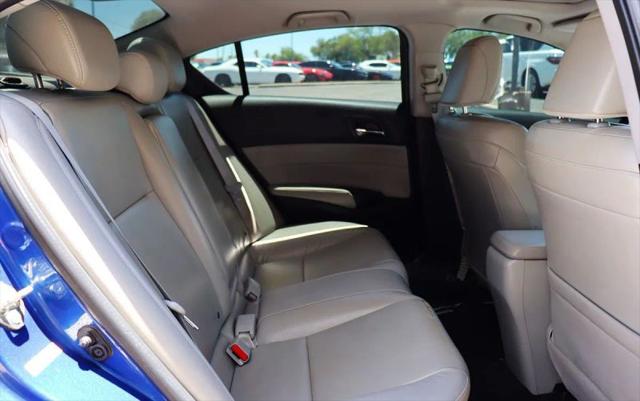 2017 Acura ILX AcuraWatch Plus Package