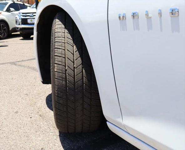 2022 Chevrolet Malibu FWD LT