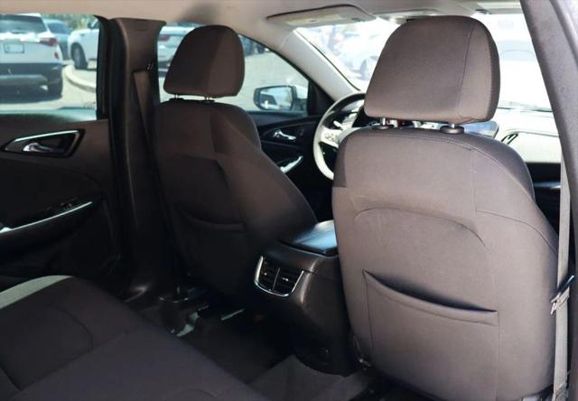 2022 Chevrolet Malibu FWD LT