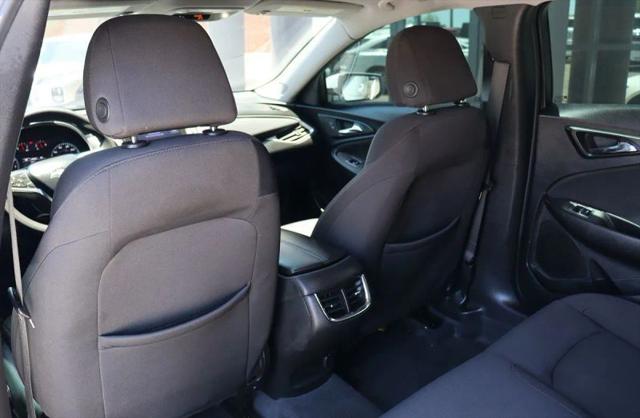 2022 Chevrolet Malibu FWD LT