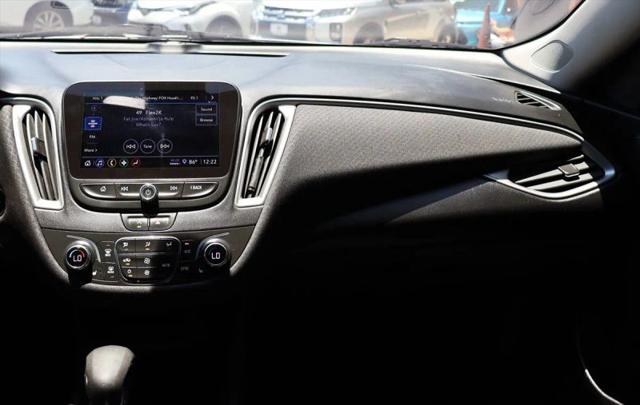2022 Chevrolet Malibu FWD LT