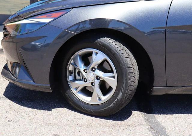 2021 Hyundai Elantra SE