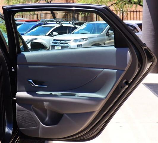 2021 Hyundai Elantra SE
