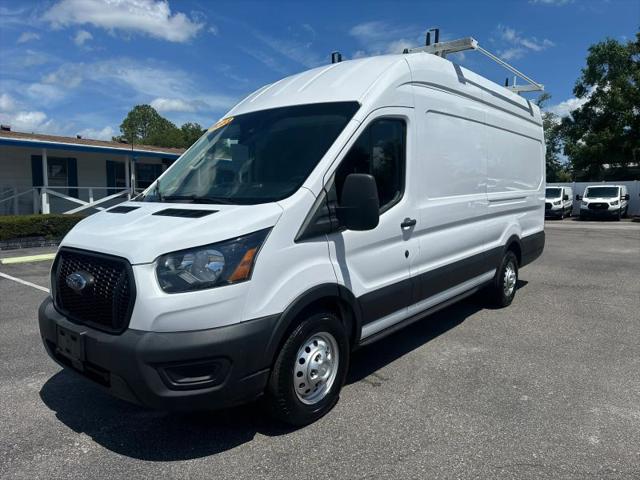 2023 Ford Transit Cargo Van Extended Length w/9 950-lb GVWR