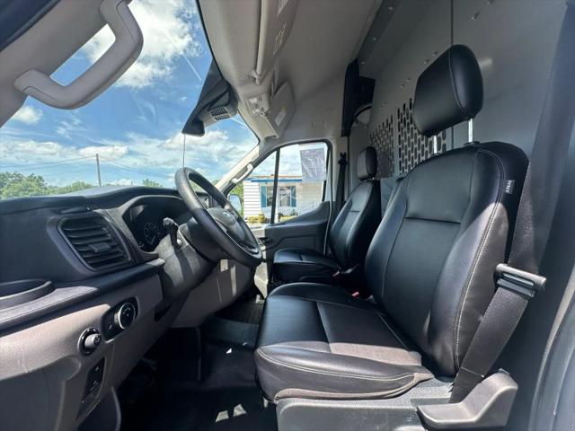 2023 Ford Transit Cargo Van Extended Length w/9 950-lb GVWR
