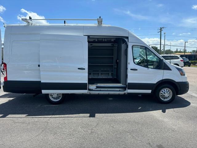 2023 Ford Transit Cargo Van Extended Length w/9 950-lb GVWR