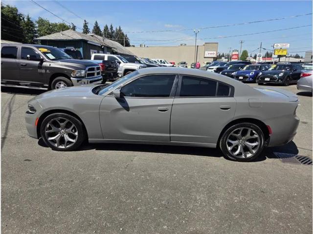 2017 Dodge Charger SXT RWD