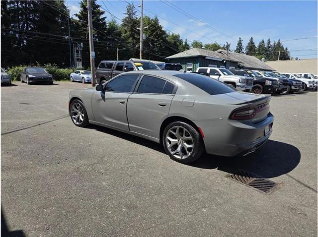 2017 Dodge Charger SXT RWD