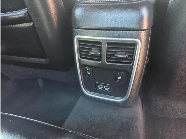 2017 Dodge Charger SXT RWD