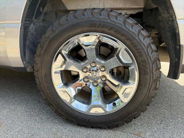 2019 Ram 1500 Big Horn/Lone Star Crew Cab 4x4 5'7" Box